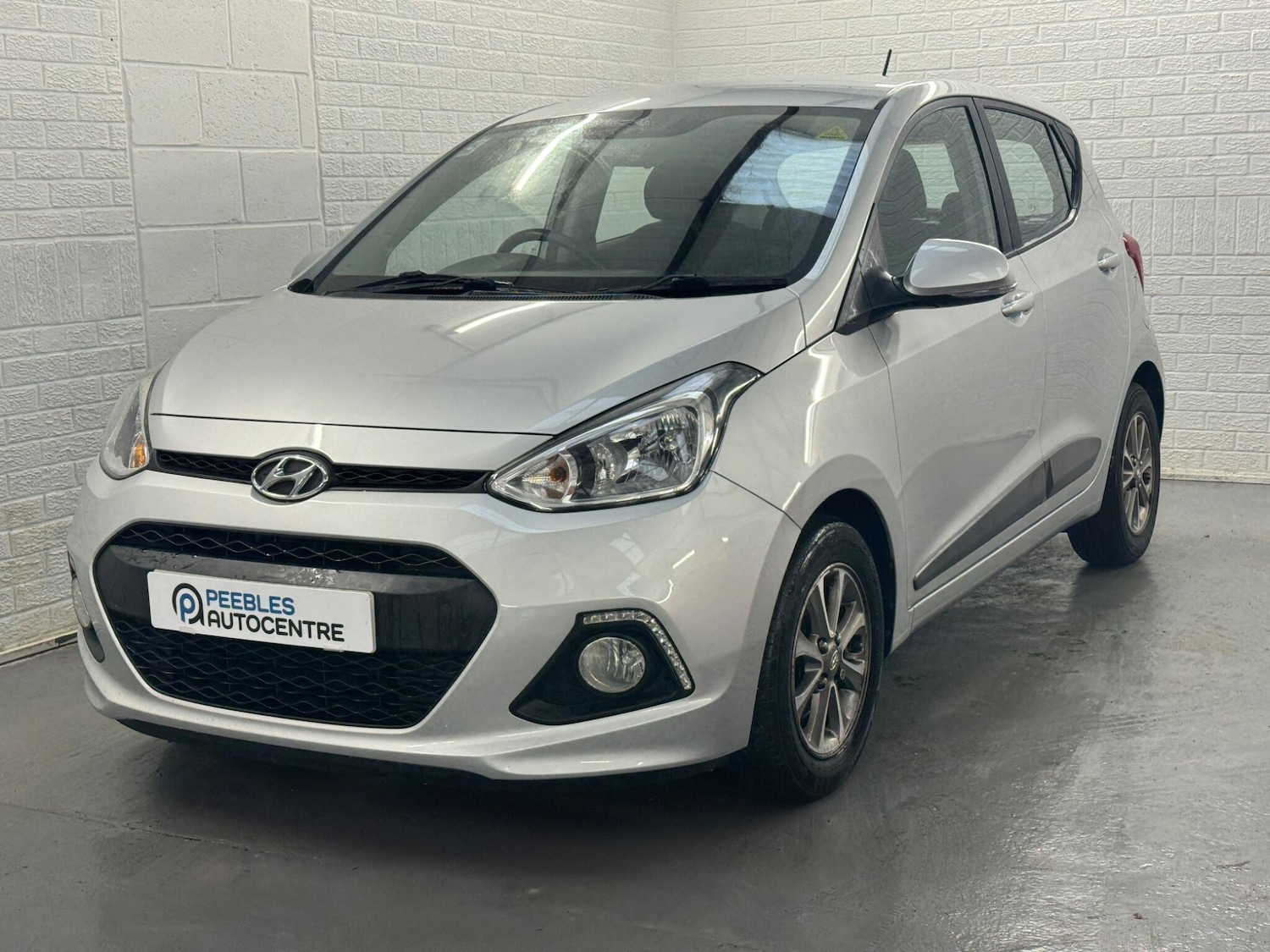 Used Hyundai i10 2015 for sale - 77376099: Photo 7