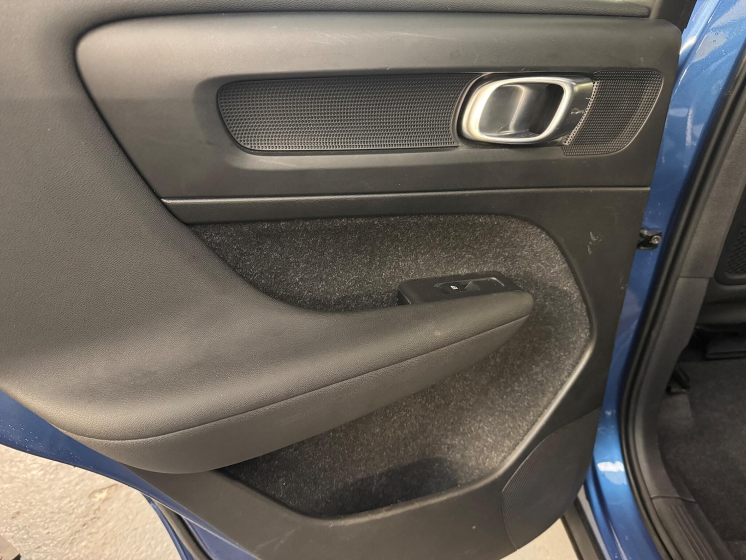 Used Volvo XC40 2020 for sale - 76913789: Photo 28