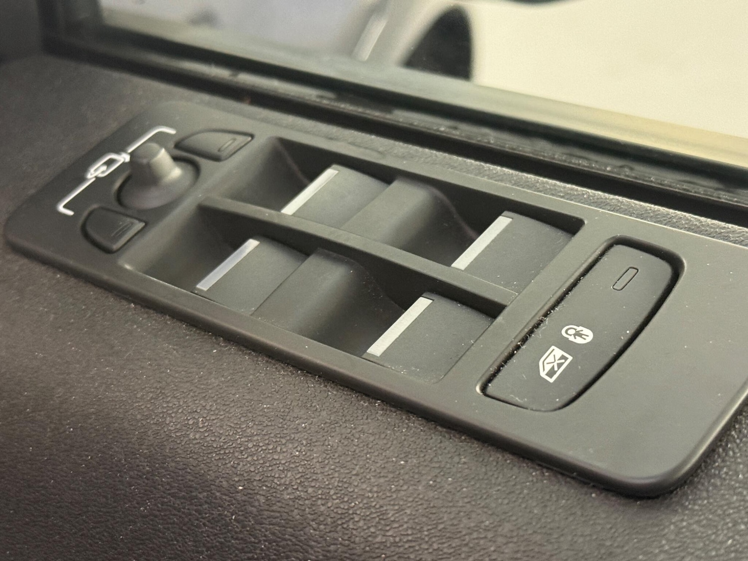 Used Land Rover Discovery Sport for sale - 77267774: Photo 27