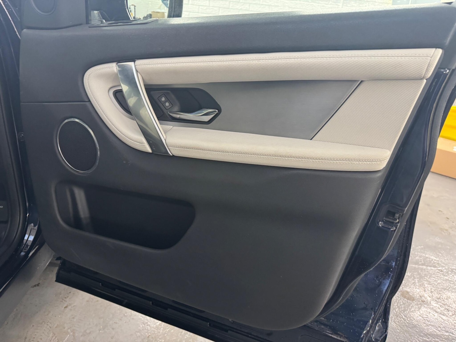 Used Land Rover Discovery Sport for sale - 77267774: Photo 32