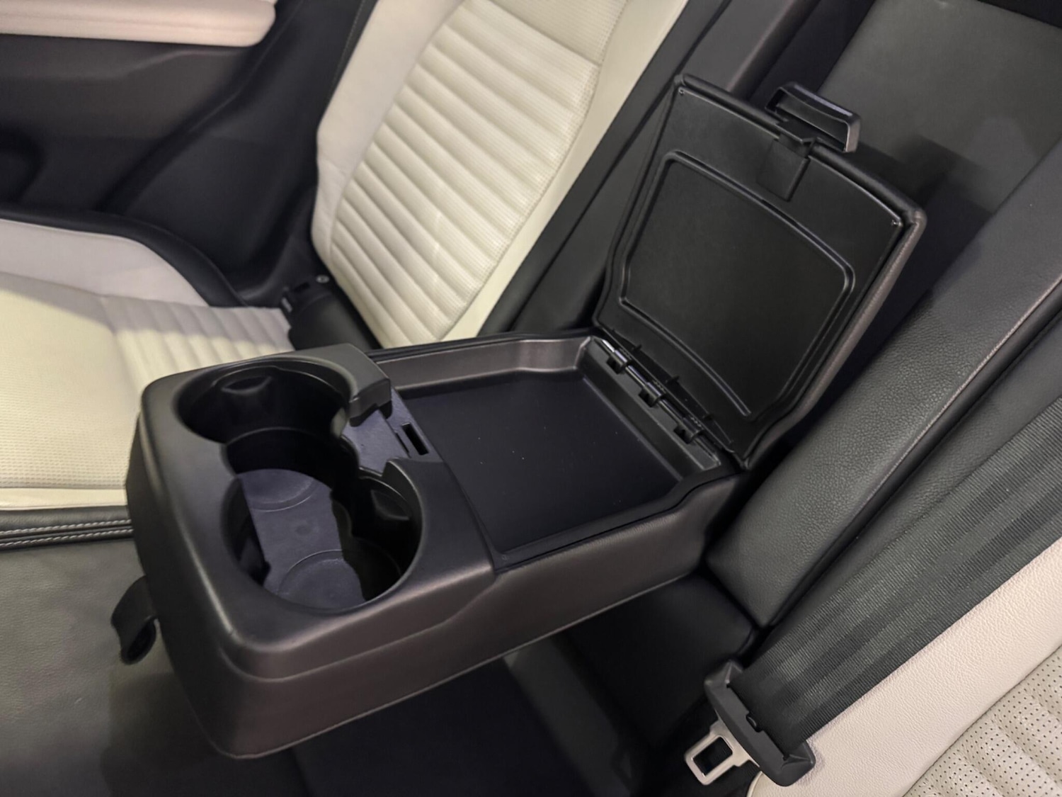 Used Land Rover Discovery Sport for sale - 77267774: Photo 55