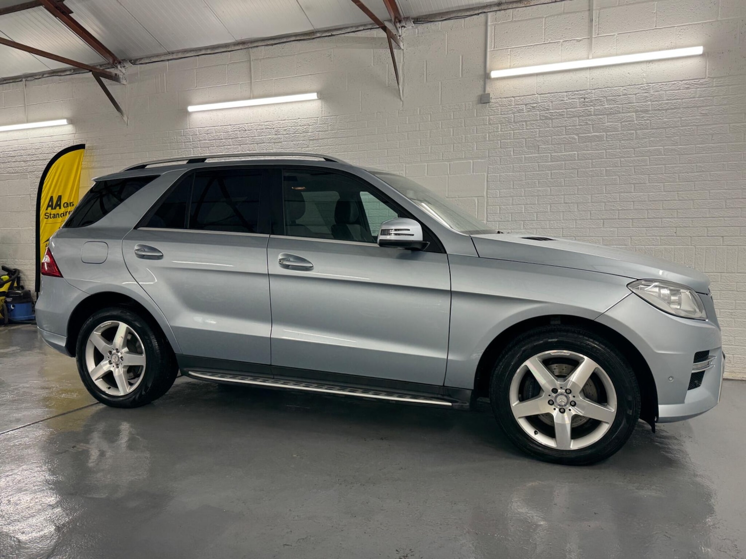 Used Mercedes-Benz M Class 2014 for sale - 76620385: Photo 8