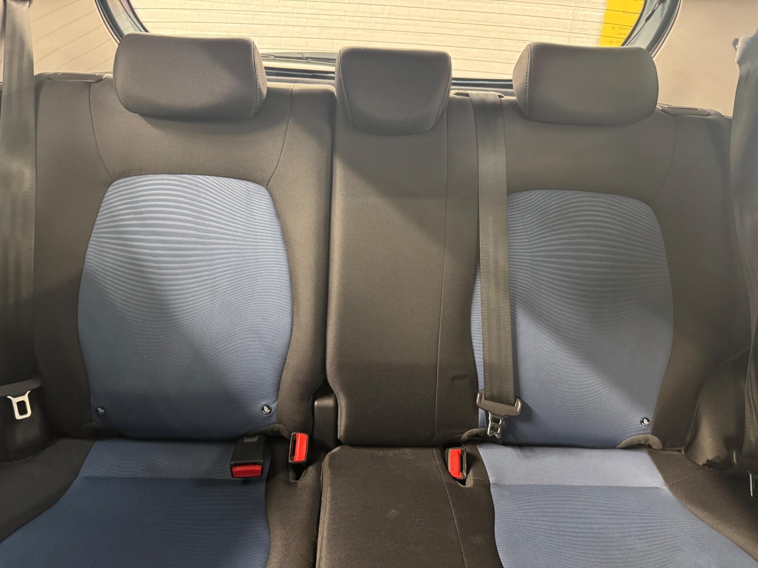 Used Hyundai i10 2017 for sale - 76714530: Photo 19