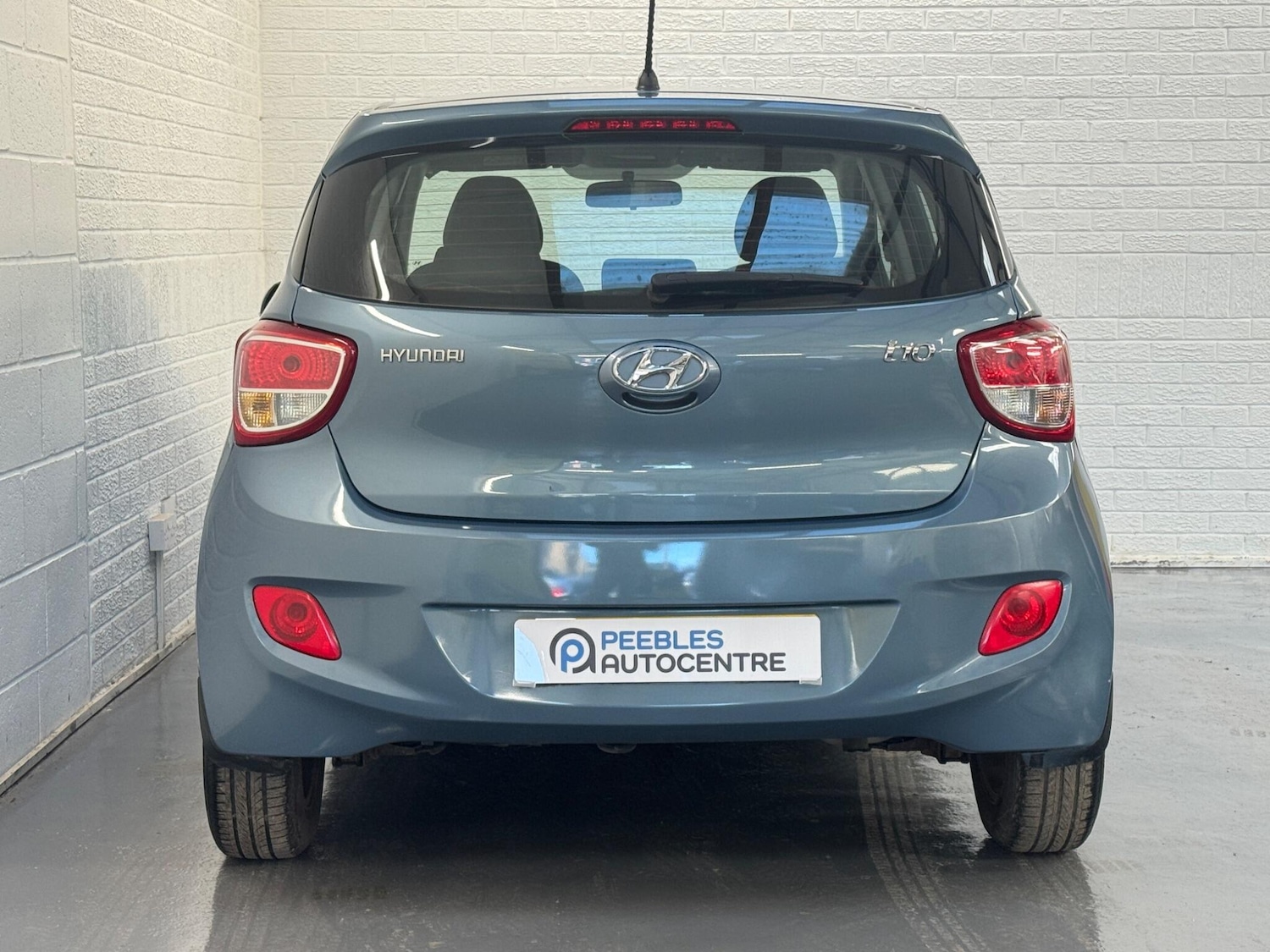 Used Hyundai i10 2017 for sale - 76714530: Photo 7