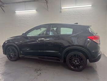 Used Honda HR-V 2018 for sale - 77523787: Photo