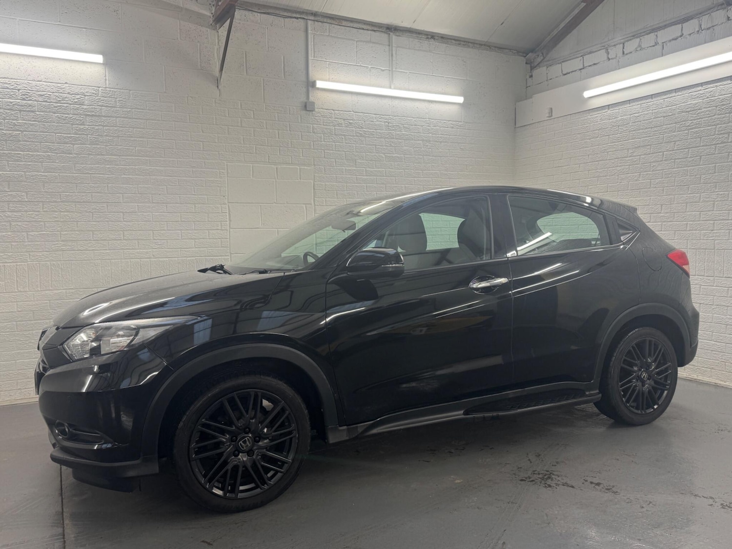 Used Honda HR-V 2018 for sale - 77523787: Photo 6