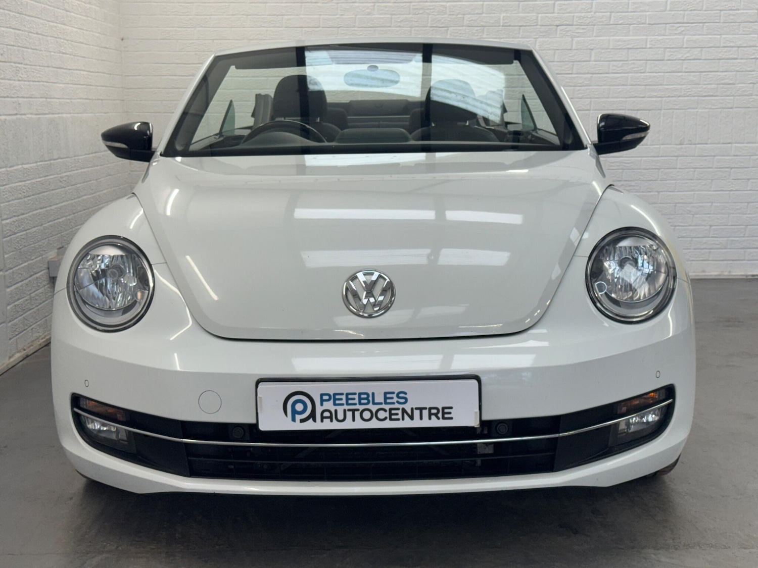 Used Volkswagen Beetle 2015 for sale - 76988934: Photo 2