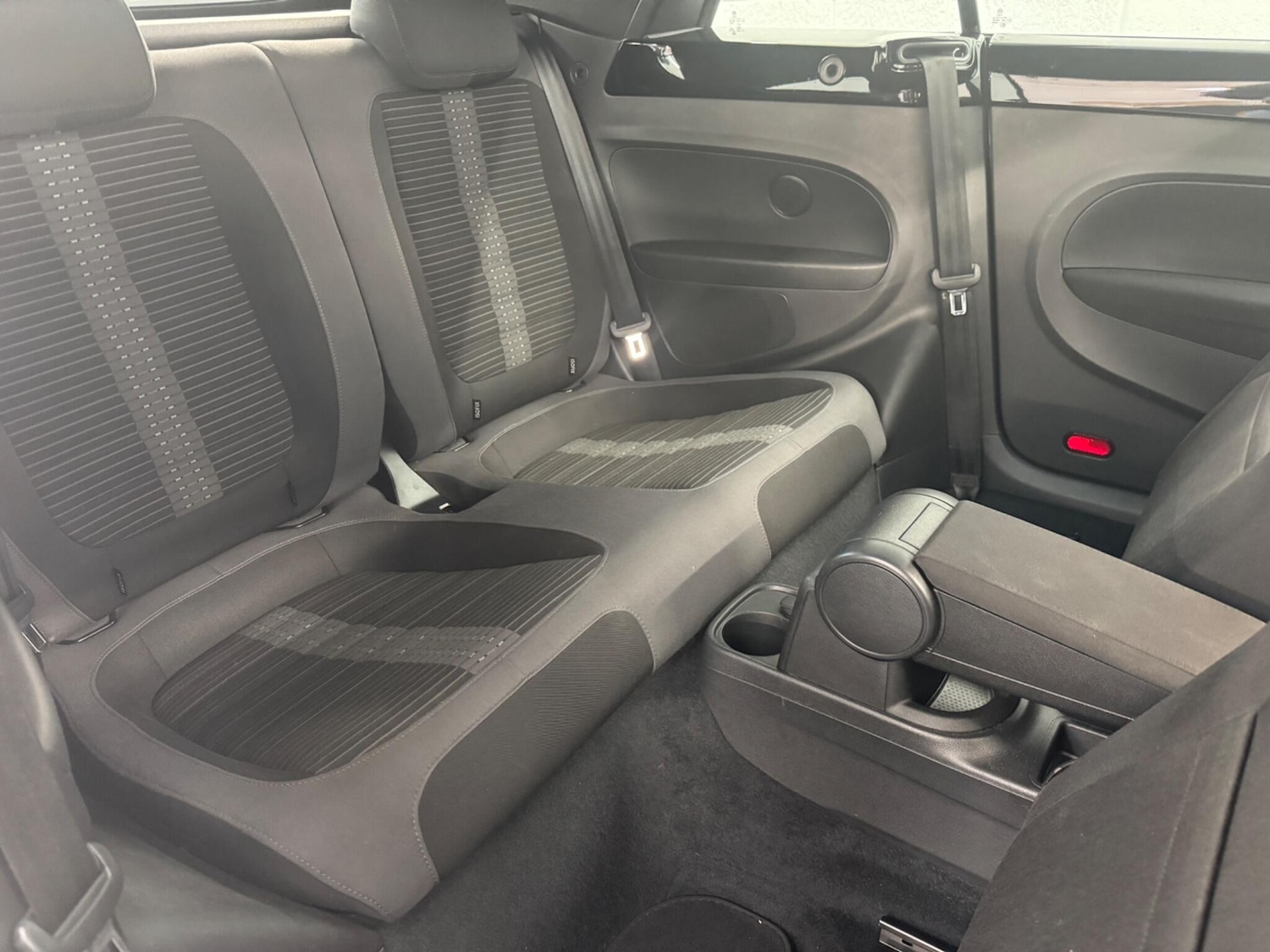 Used Volkswagen Beetle 2015 for sale - 76988934: Photo 22