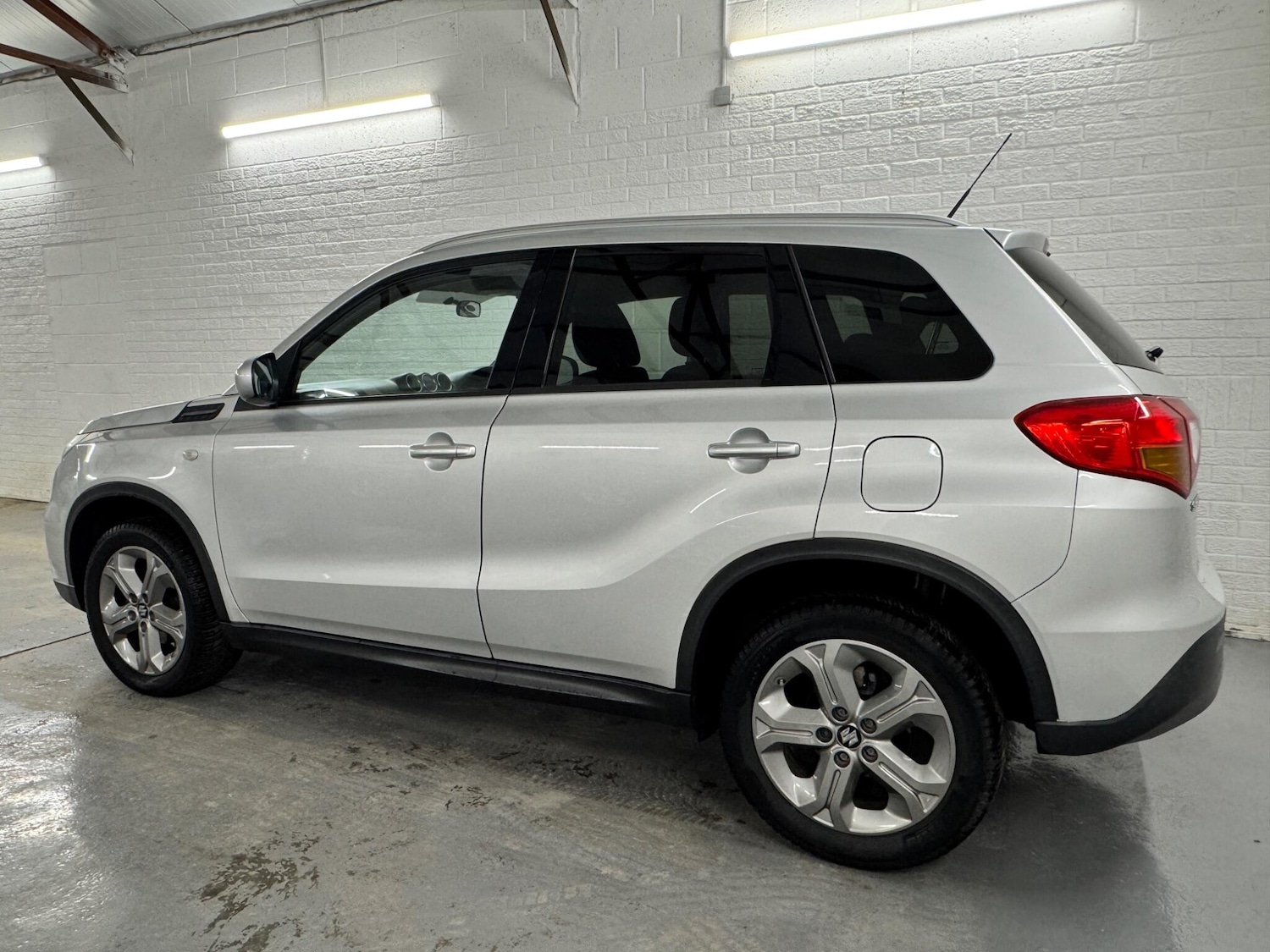 Used Suzuki Vitara 2017 for sale - 77839503: Photo 4