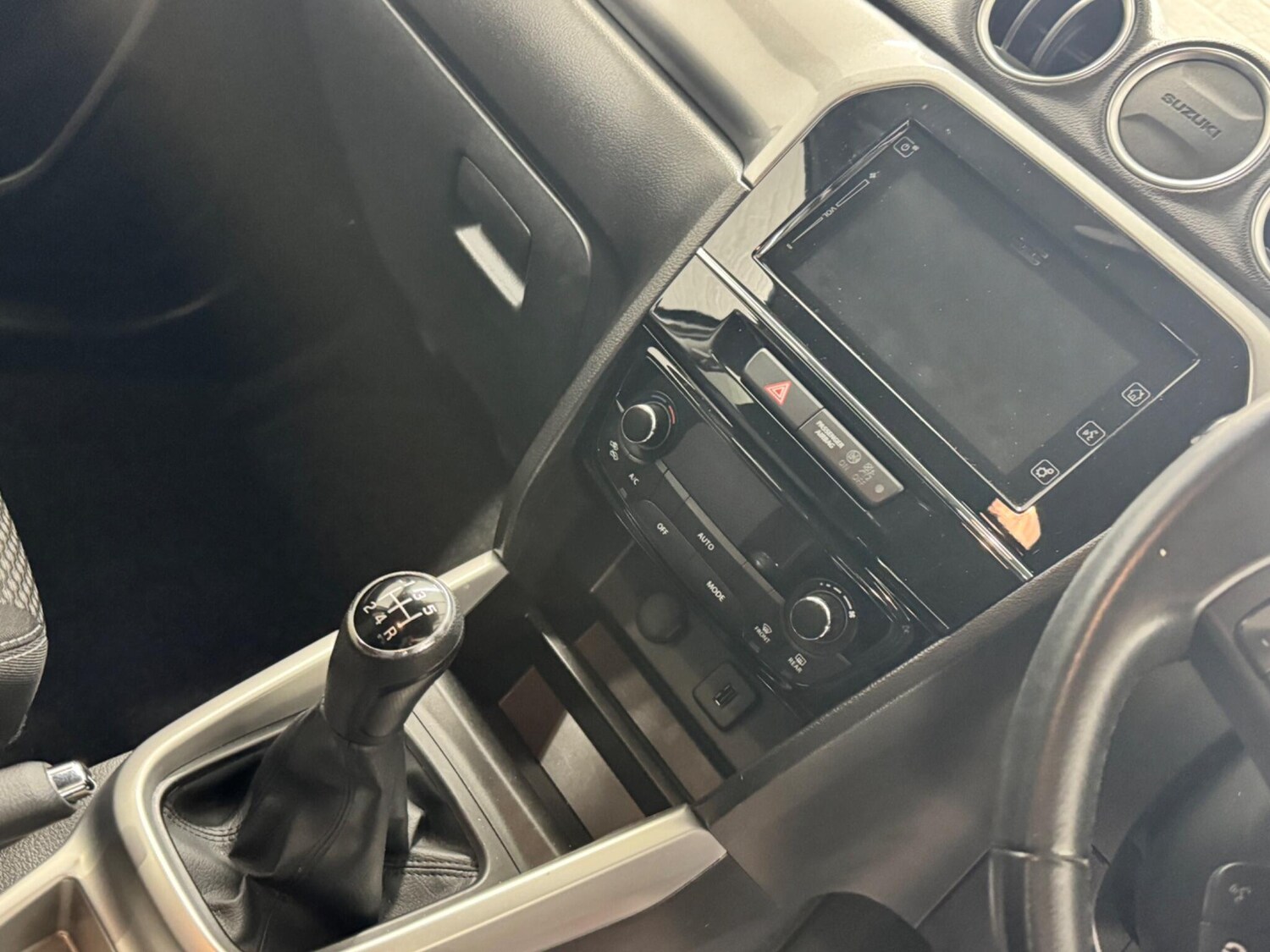 Used Suzuki Vitara 2017 for sale - 77839503: Photo 40