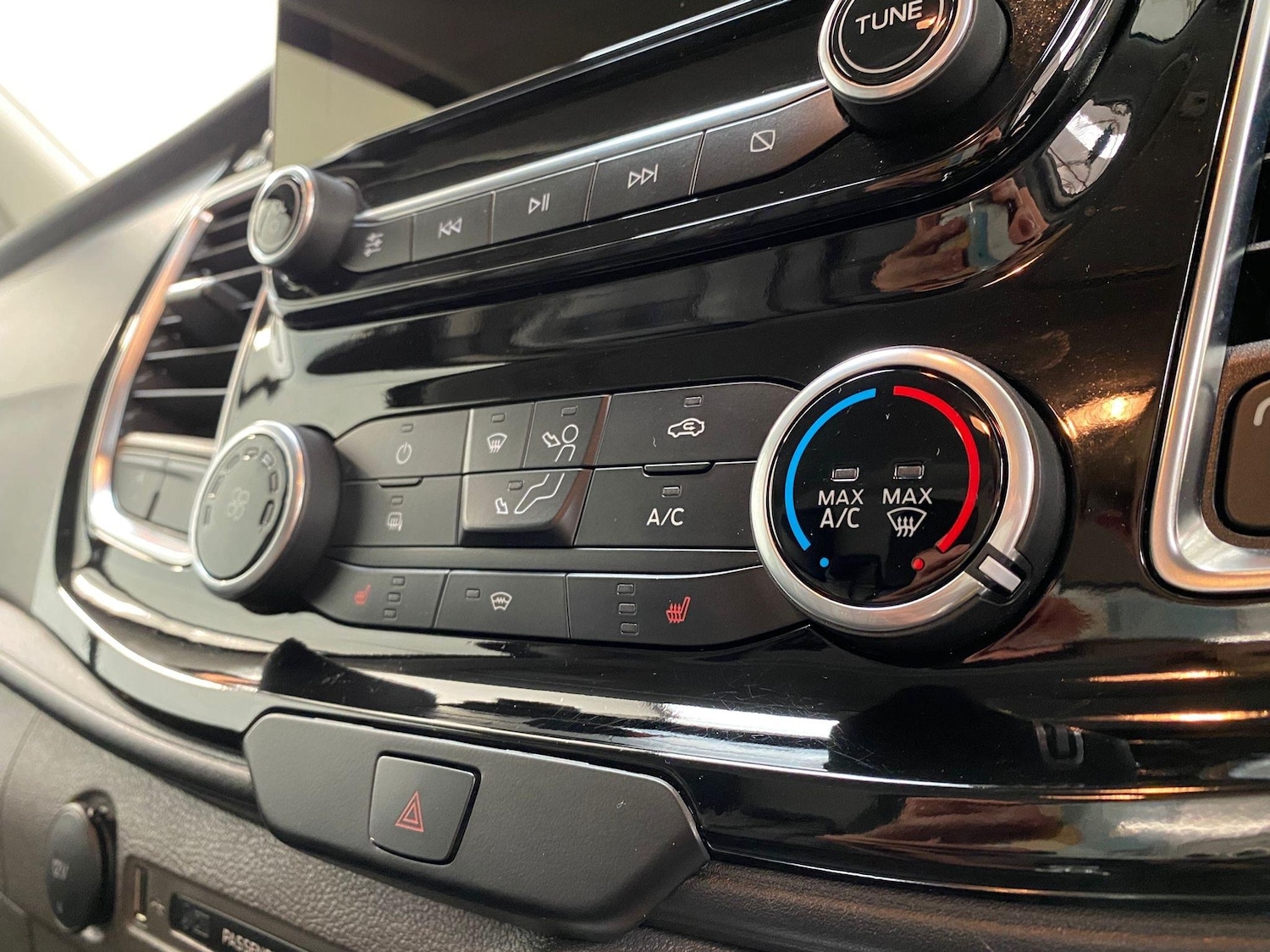 Used Ford Transit Custom 2021 for sale - 76388386: Photo 28