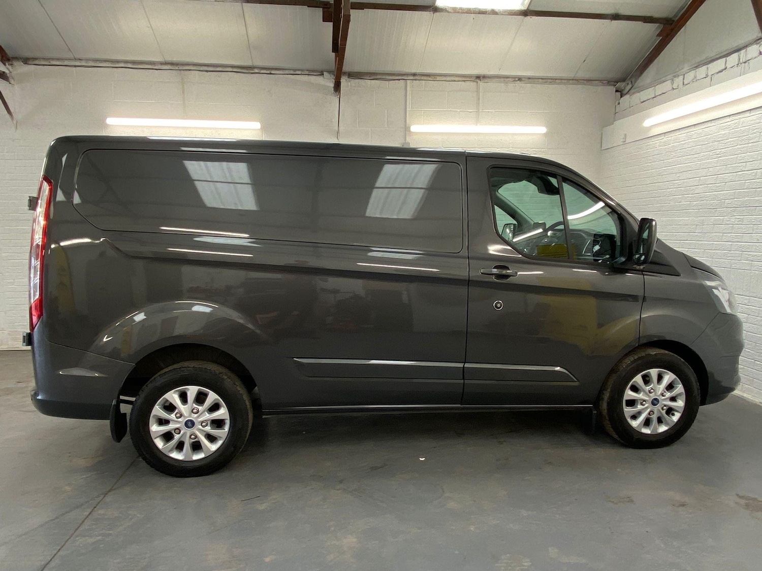 Used Ford Transit Custom 2021 for sale - 76388386: Photo 9