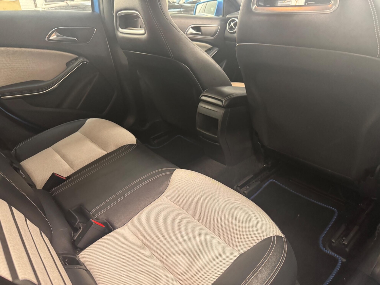 Used Mercedes-Benz A-Class 2014 for sale - 76408931: Photo 20