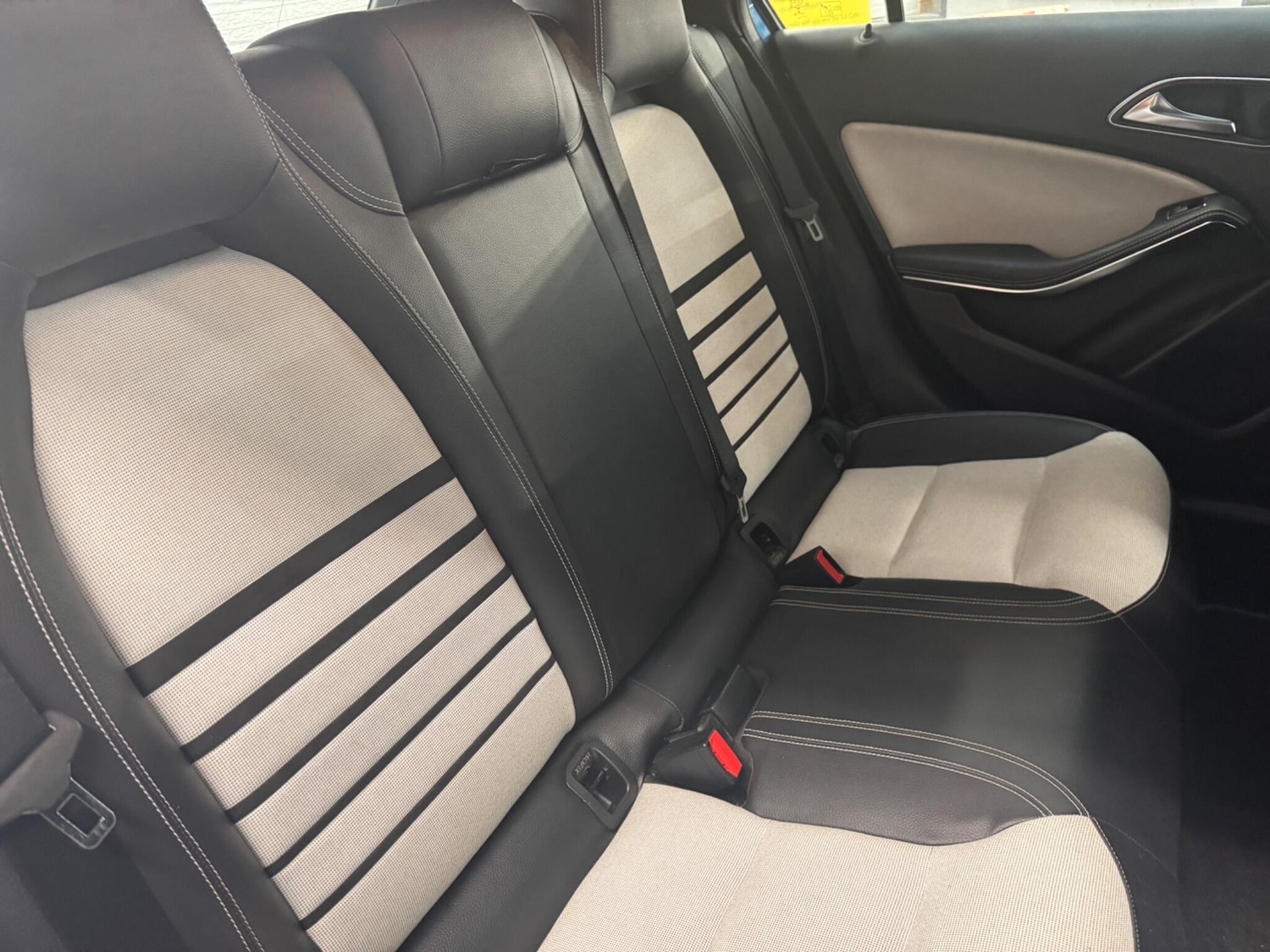 Used Mercedes-Benz A-Class 2014 for sale - 76408931: Photo 21