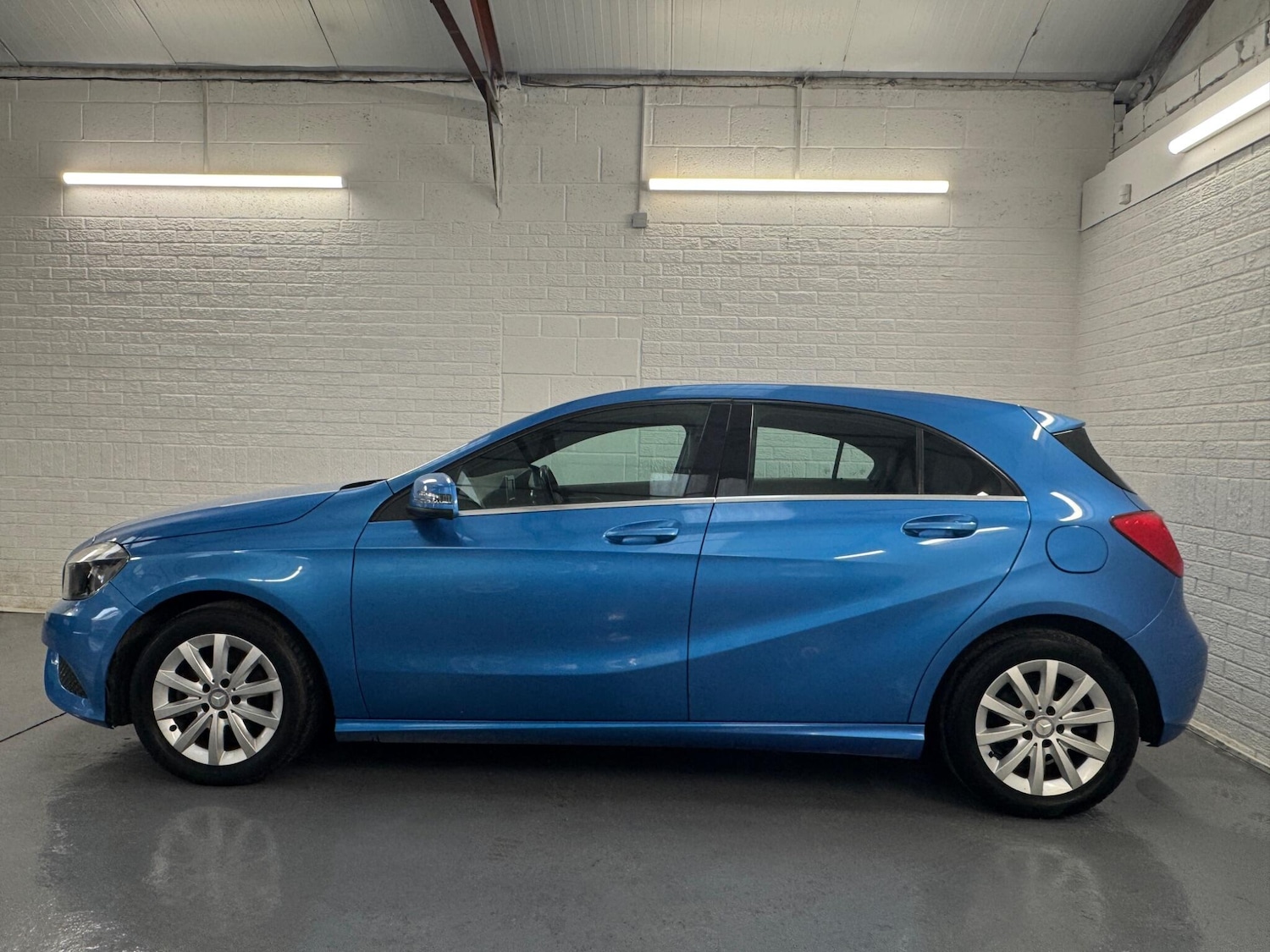 Used Mercedes-Benz A-Class 2014 for sale - 76408931: Photo 6