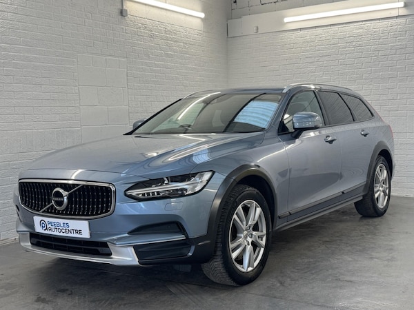 Used Volvo V90 Cross Country 2018 for sale - 75720317: Photo 5