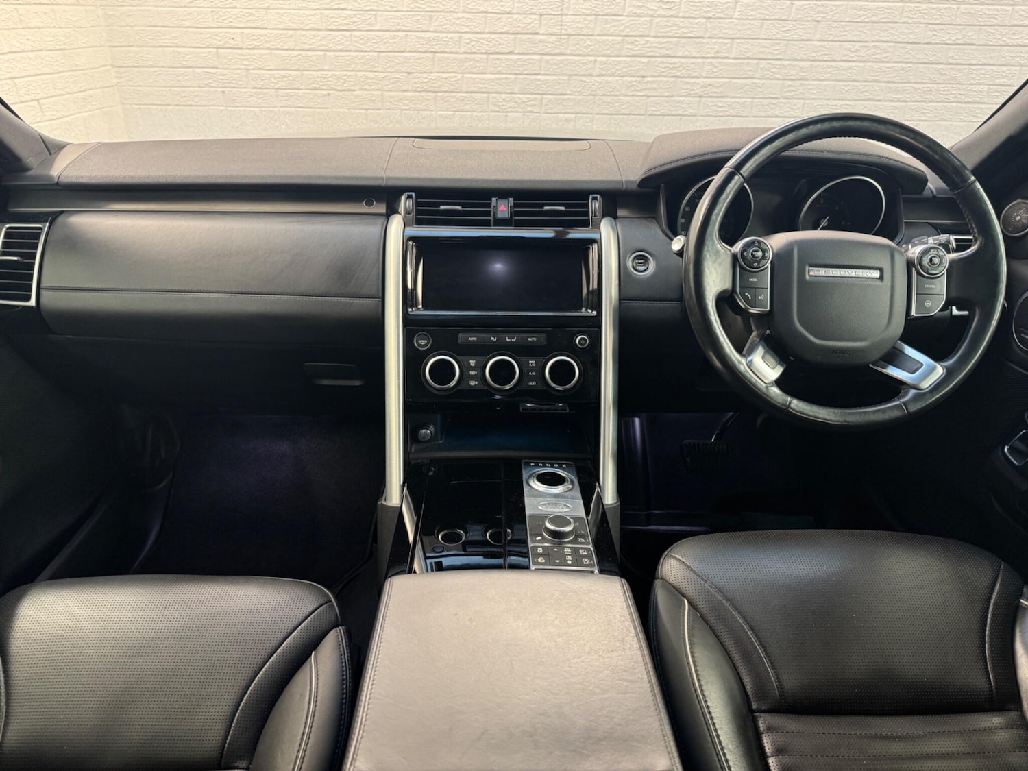 Used Land Rover Discovery 2017 for sale - 77549403: Photo 13