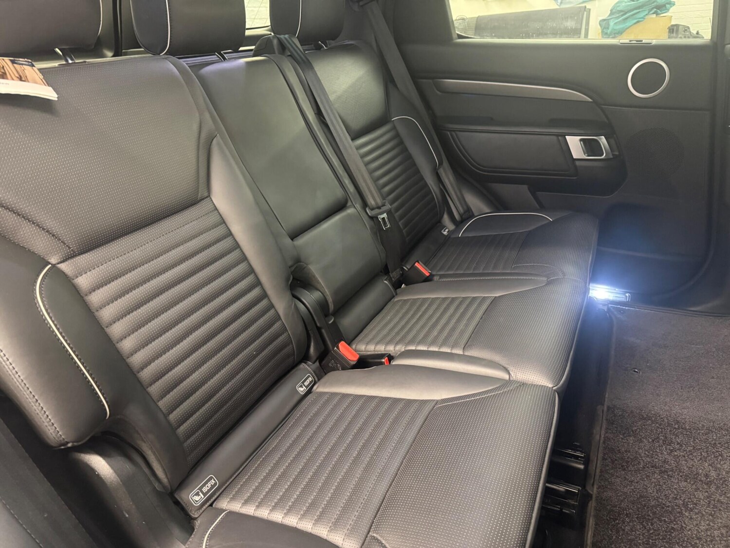 Used Land Rover Discovery 2017 for sale - 77549403: Photo 19