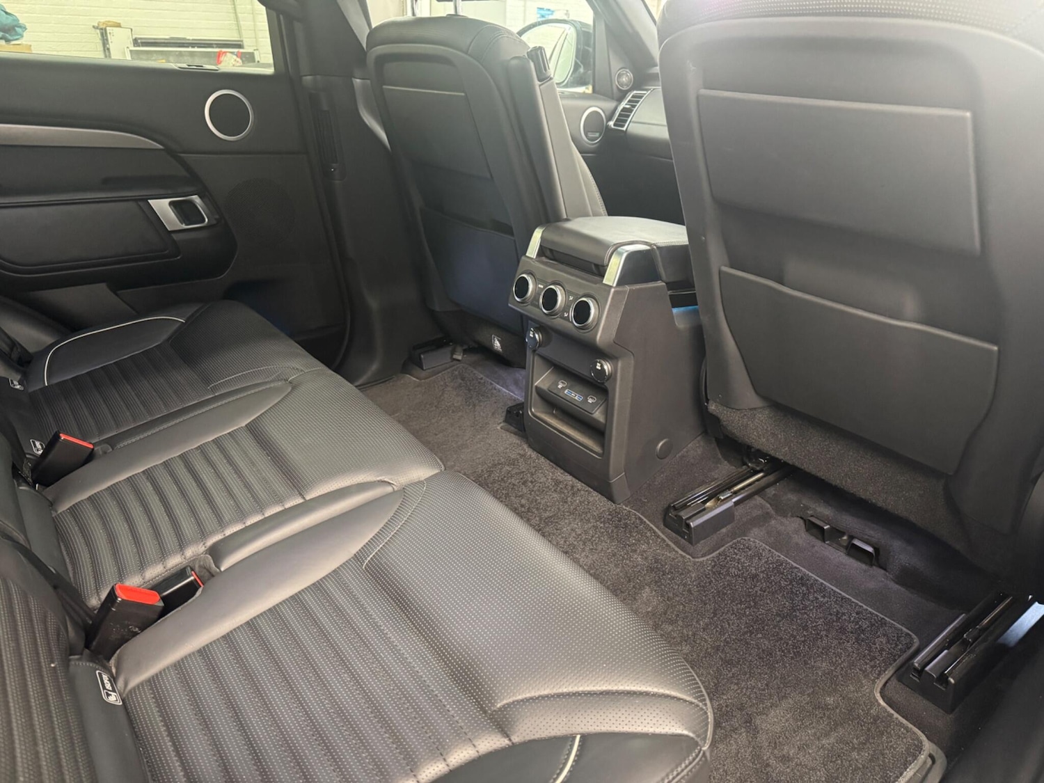 Used Land Rover Discovery 2017 for sale - 77549403: Photo 20