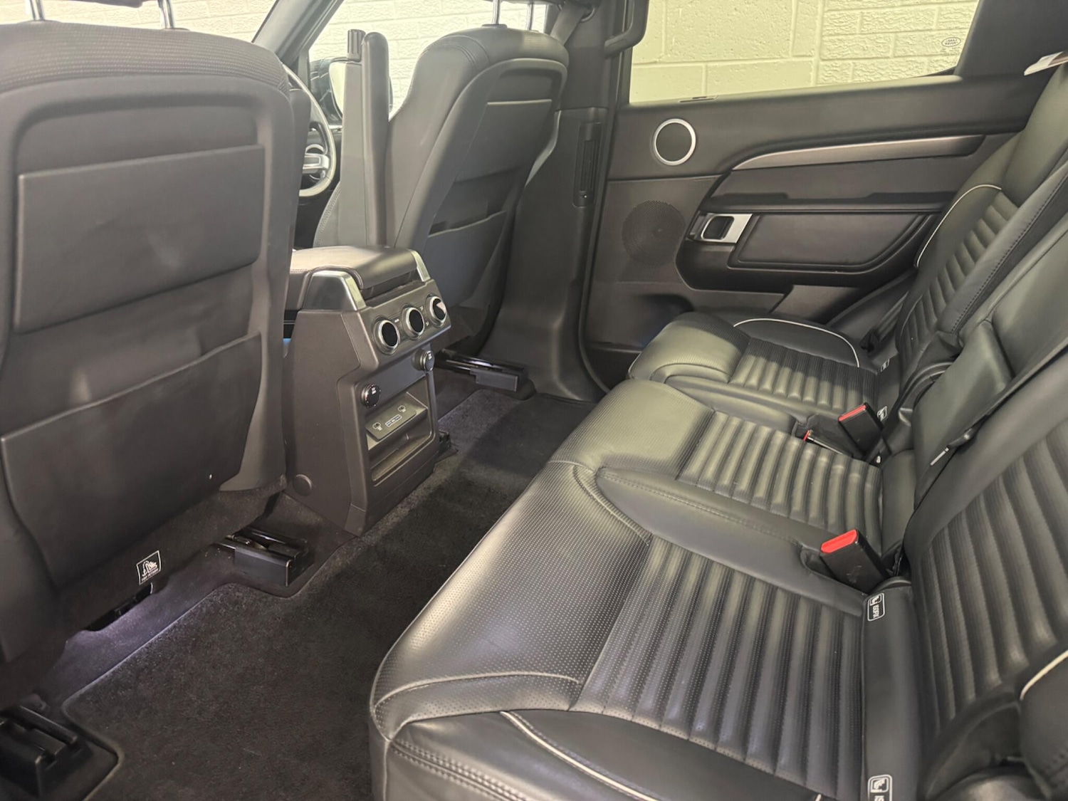 Used Land Rover Discovery 2017 for sale - 77549403: Photo 22