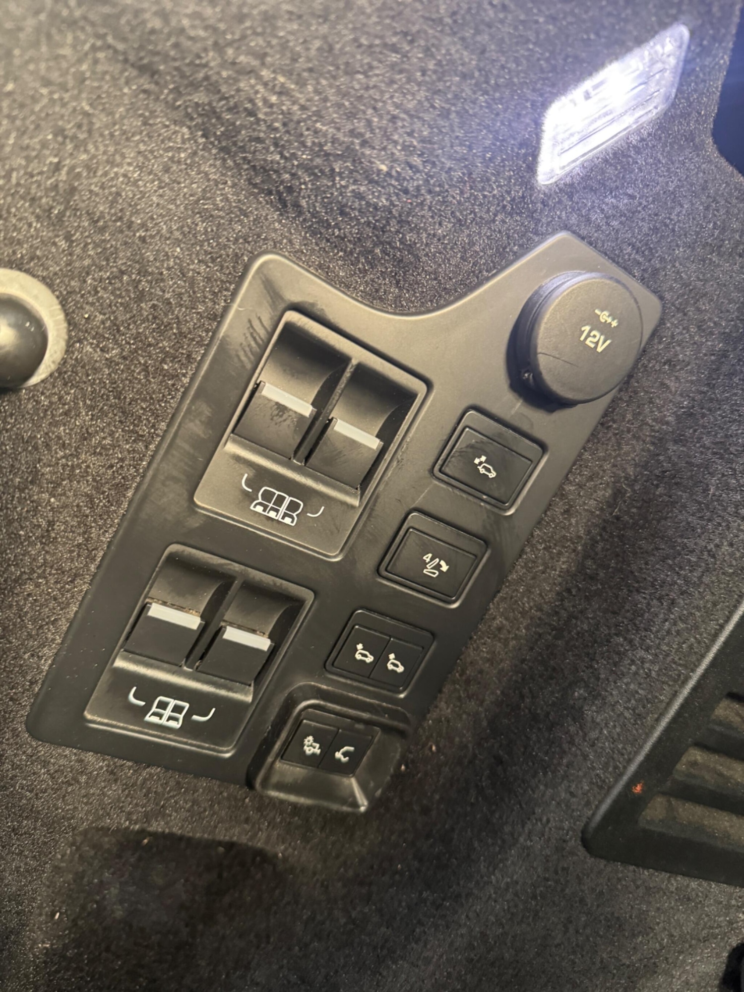 Used Land Rover Discovery 2017 for sale - 77549403: Photo 28