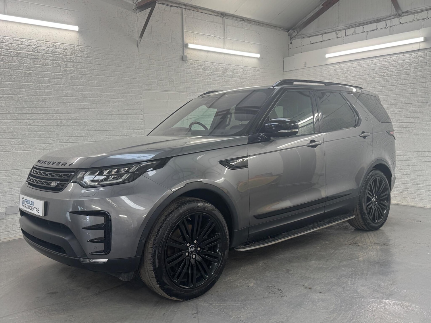 Used Land Rover Discovery 2017 for sale - 77549403: Photo 3