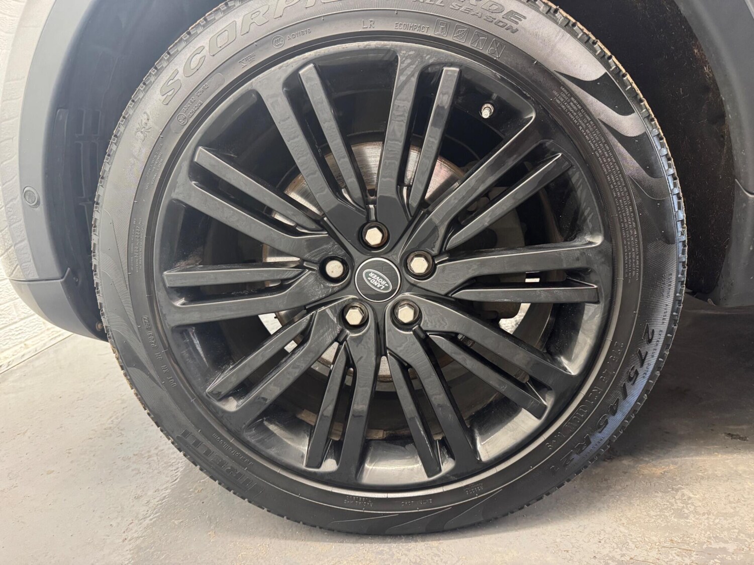 Used Land Rover Discovery 2017 for sale - 77549403: Photo 47