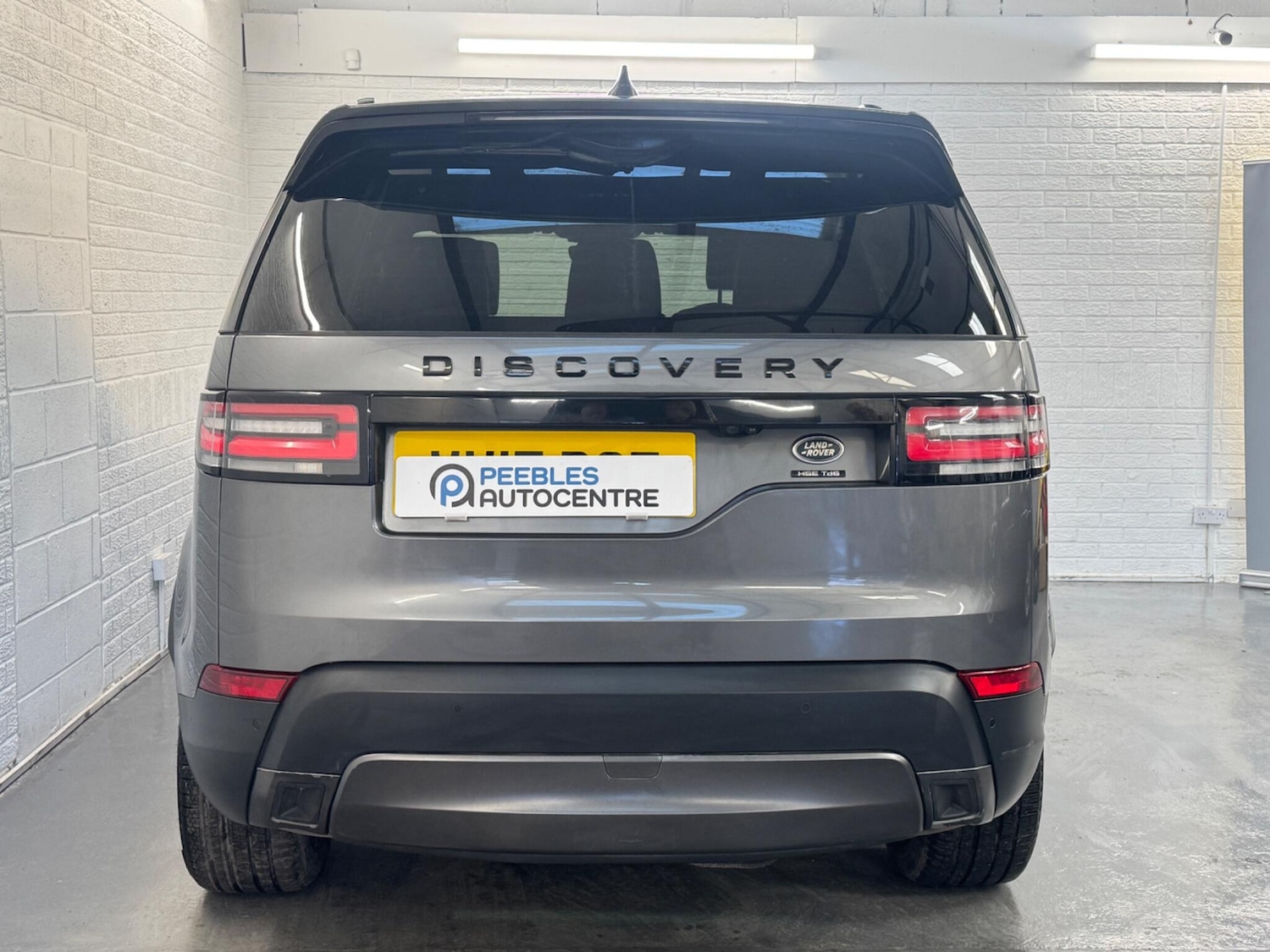 Used Land Rover Discovery 2017 for sale - 77549403: Photo 6