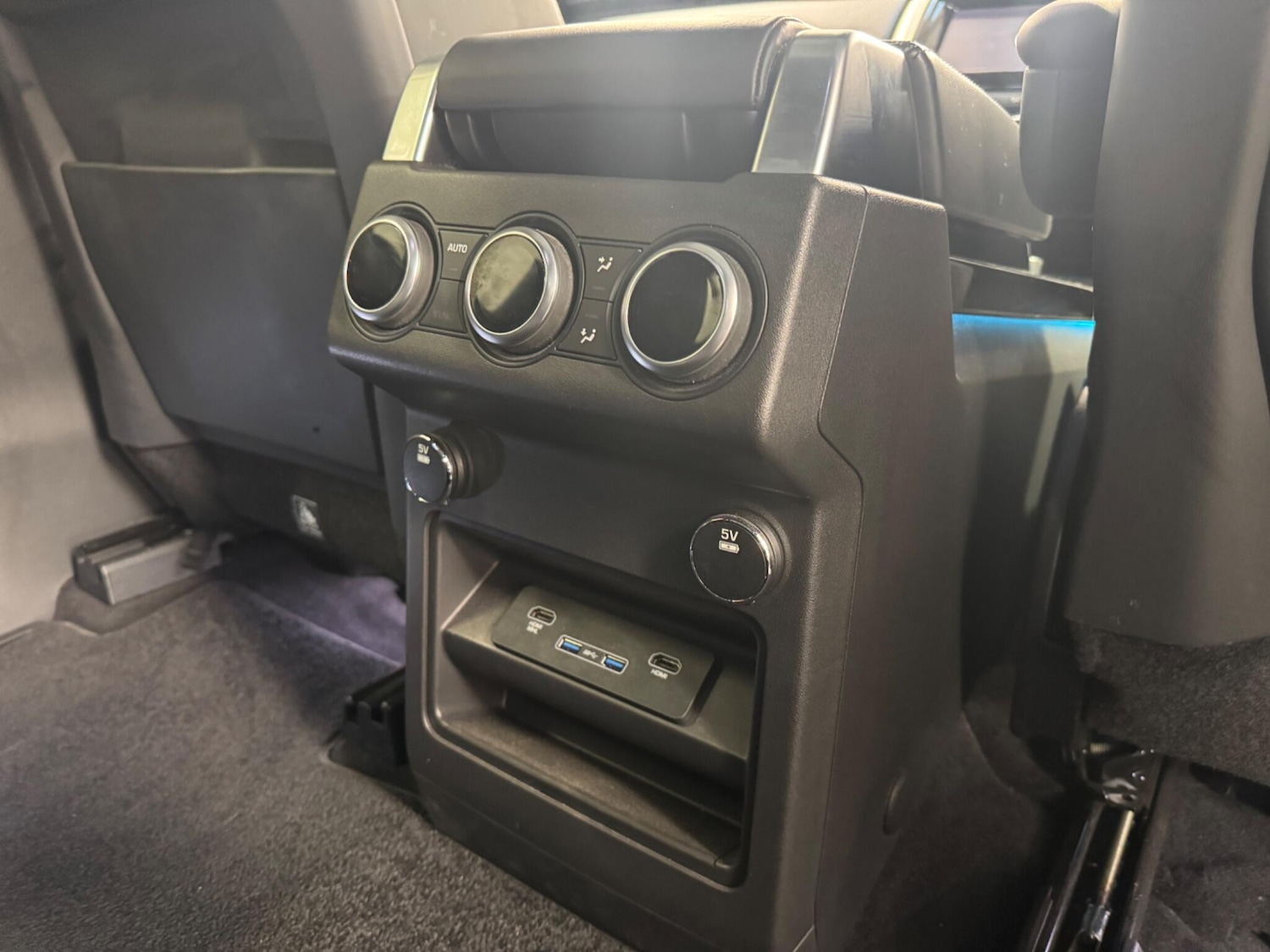 Used Land Rover Discovery 2017 for sale - 77549403: Photo 63