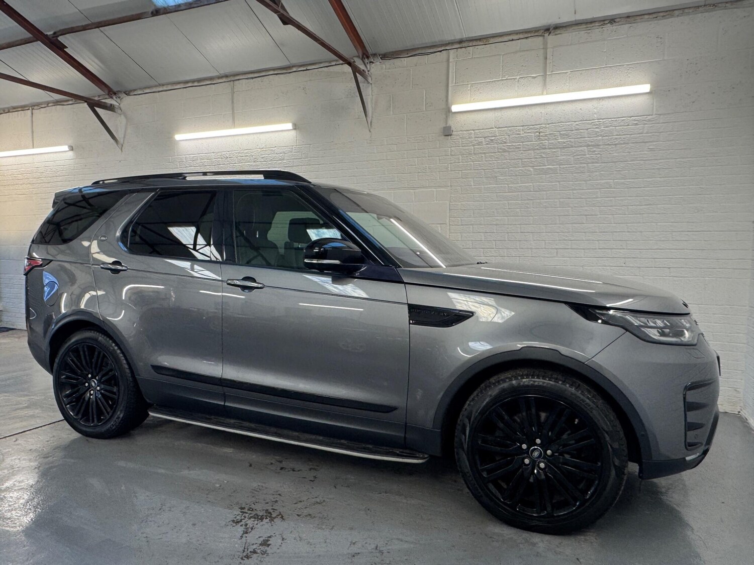 Used Land Rover Discovery 2017 for sale - 77549403: Photo 7