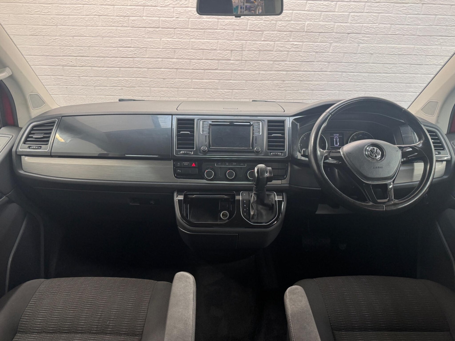 Used Volkswagen Caravelle 2017 for sale - 76499999: Photo 16