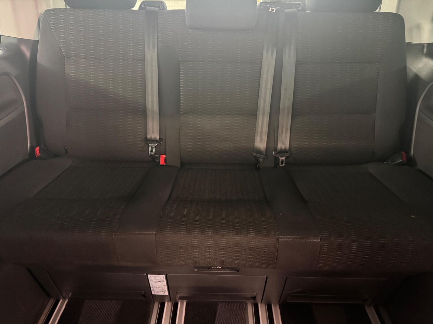 Used Volkswagen Caravelle 2017 for sale - 76499999: Photo 28