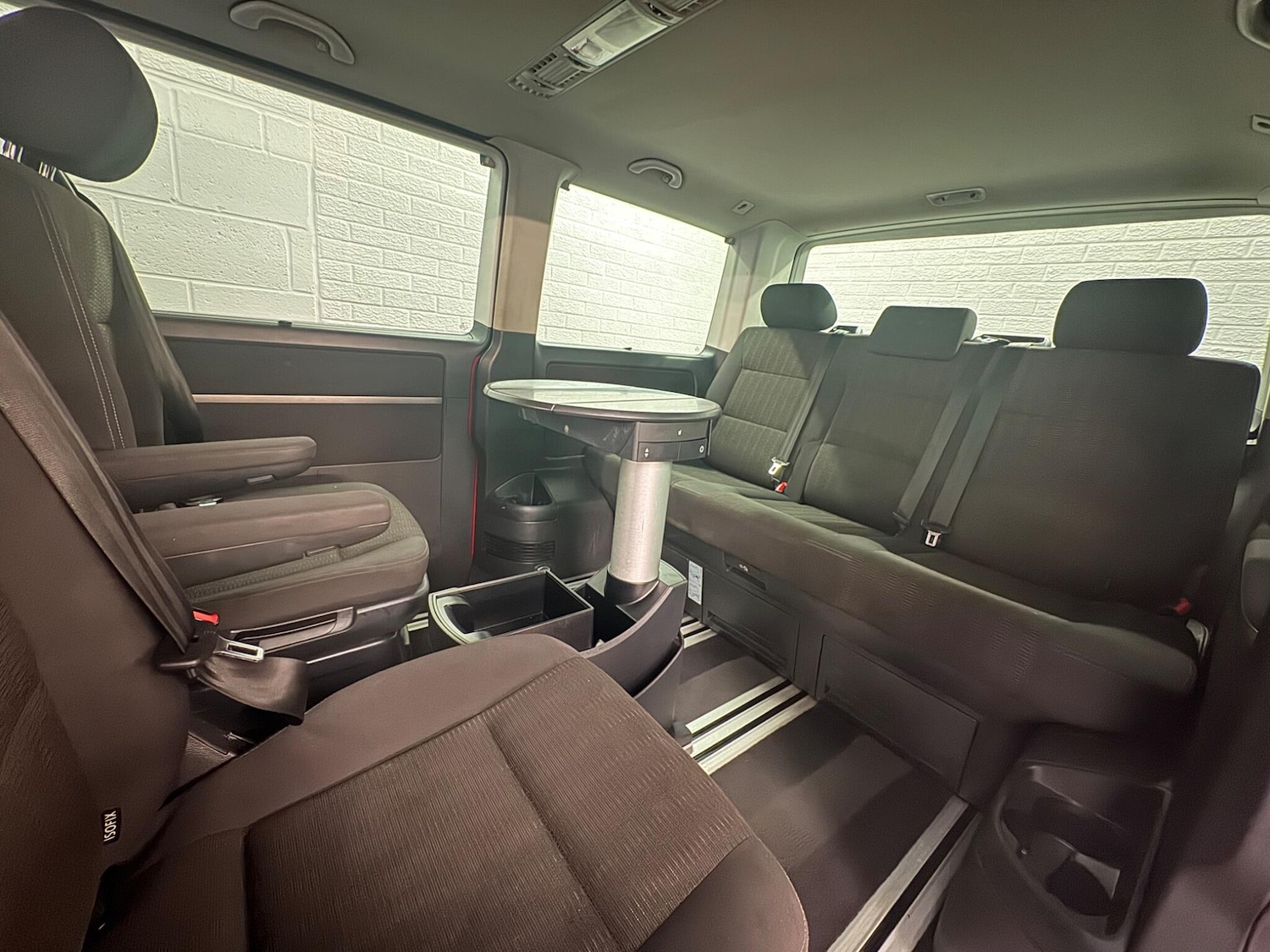 Used Volkswagen Caravelle 2017 for sale - 76499999: Photo 33