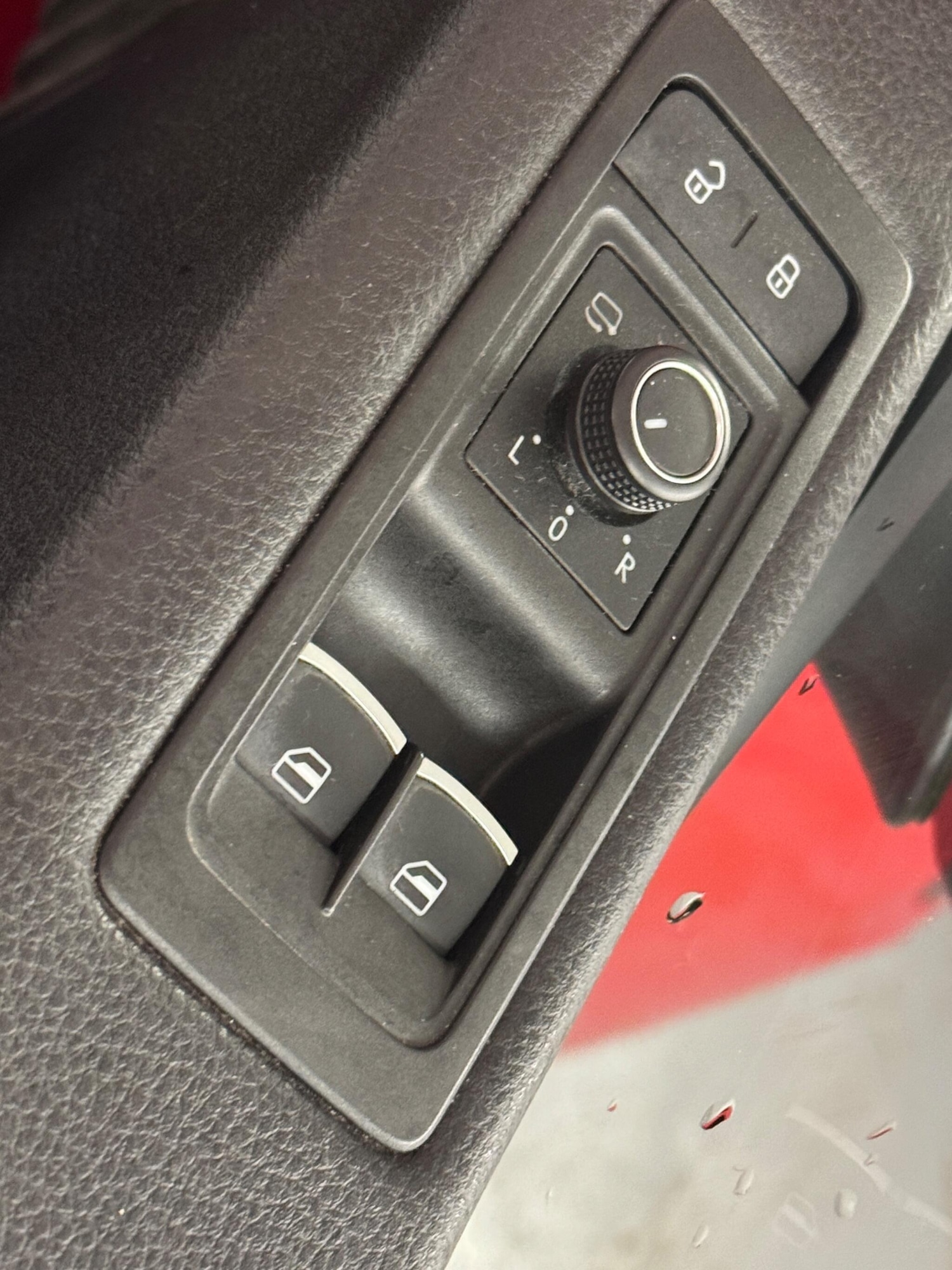 Used Volkswagen Caravelle 2017 for sale - 76499999: Photo 34