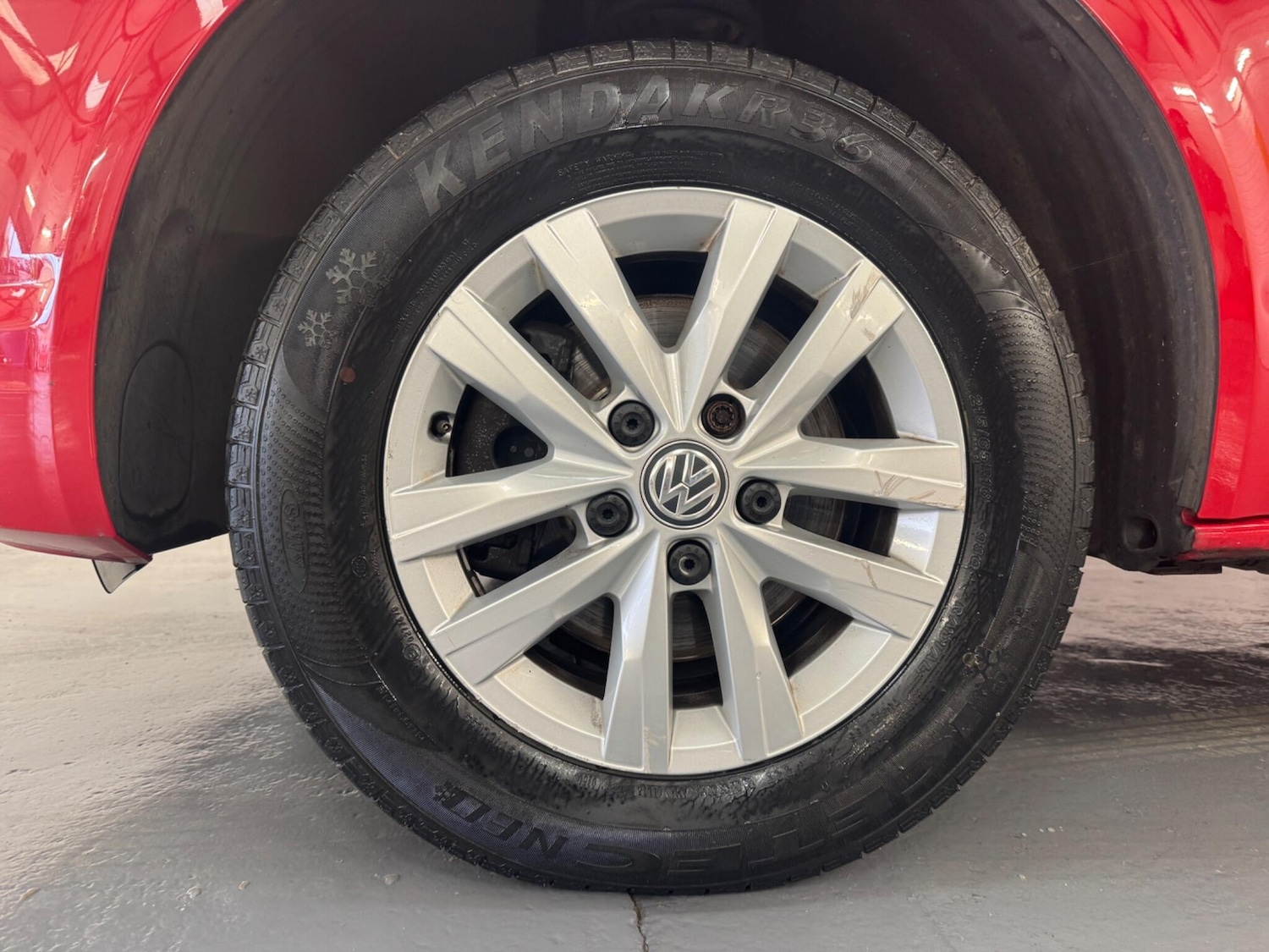 Used Volkswagen Caravelle 2017 for sale - 76499999: Photo 39