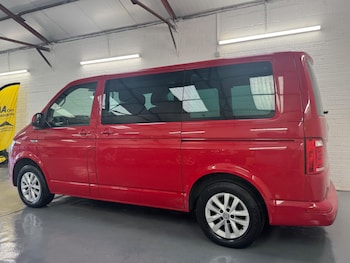 Used Volkswagen Caravelle 2017 for sale - 76499999: Photo