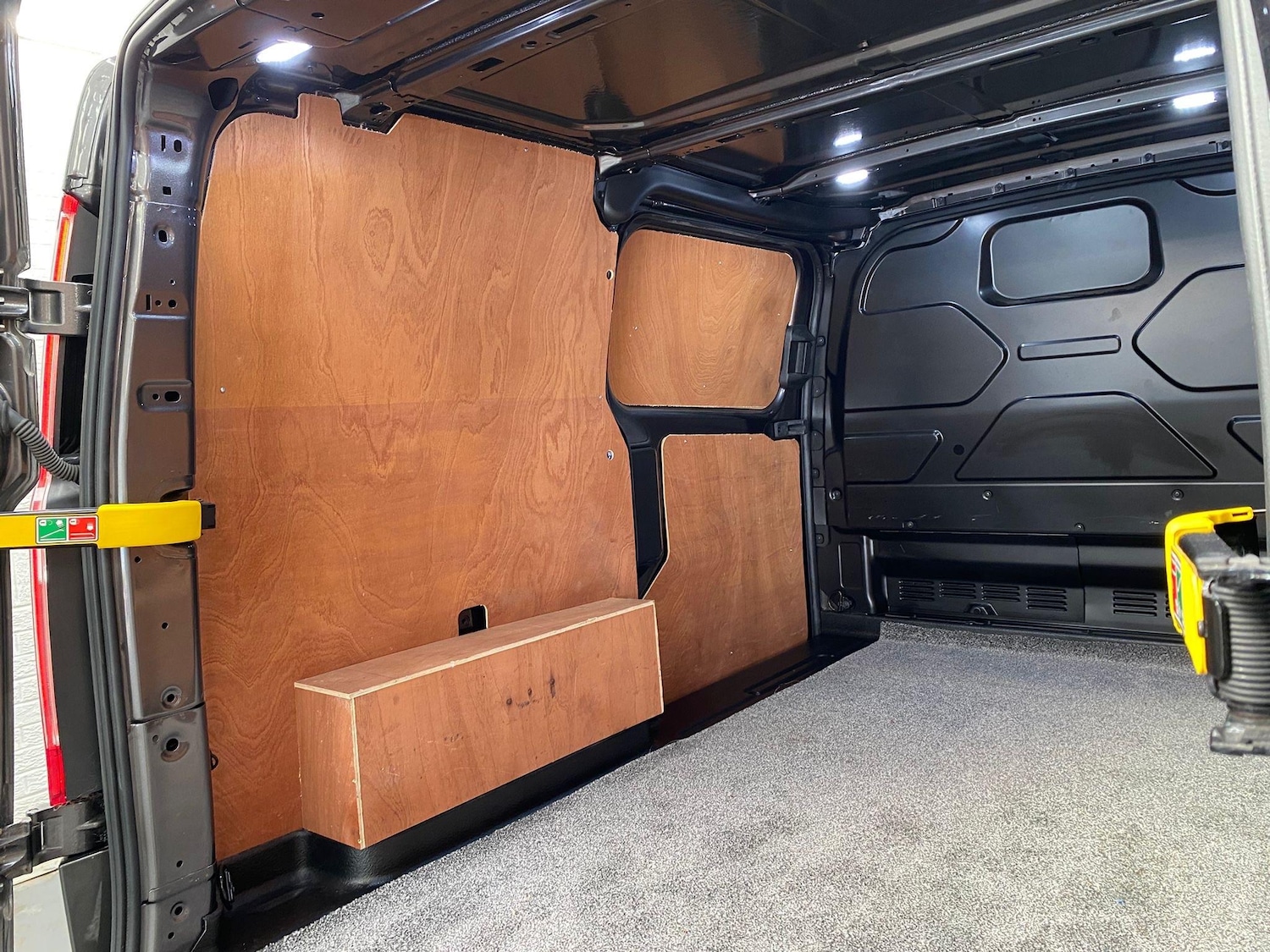 Used Ford Transit Custom 2021 for sale - 76991315: Photo 44