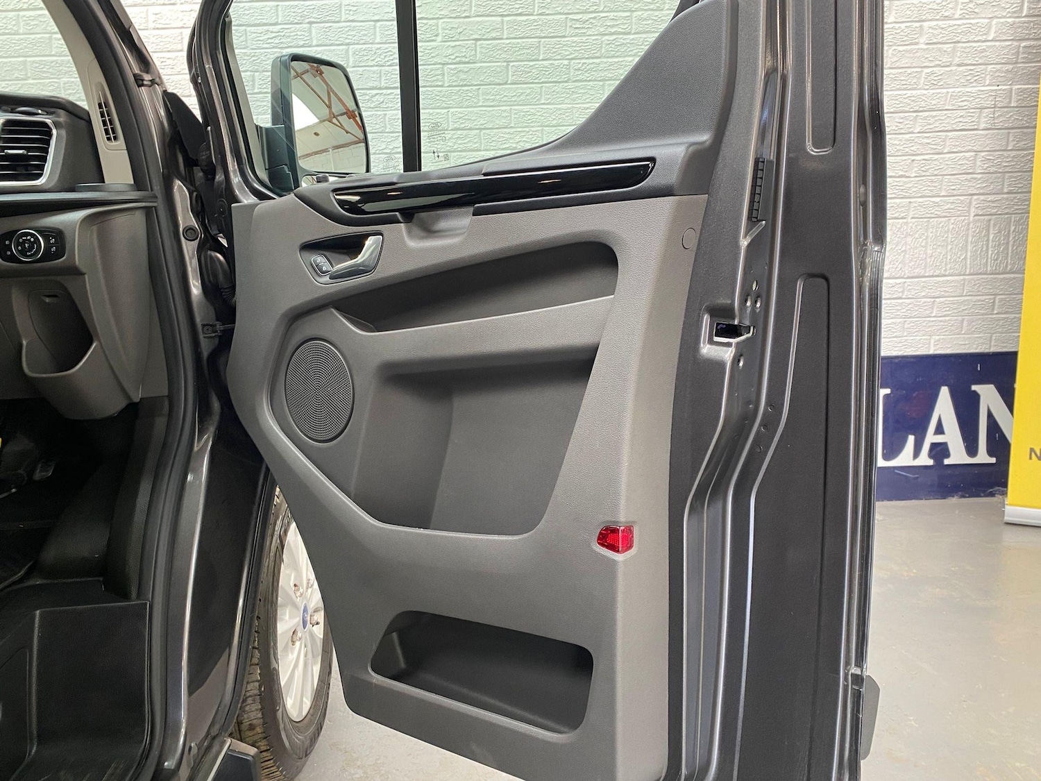 Used Ford Transit Custom 2021 for sale - 76991315: Photo 55