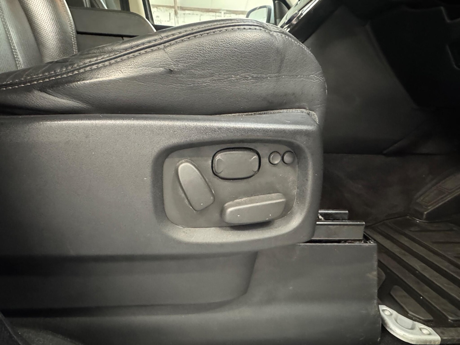 Used Land Rover Range Rover Sport 2011 for sale - 76765382: Photo 18