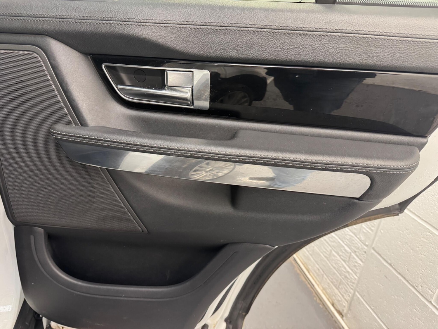 Used Land Rover Range Rover Sport 2011 for sale - 76765382: Photo 24