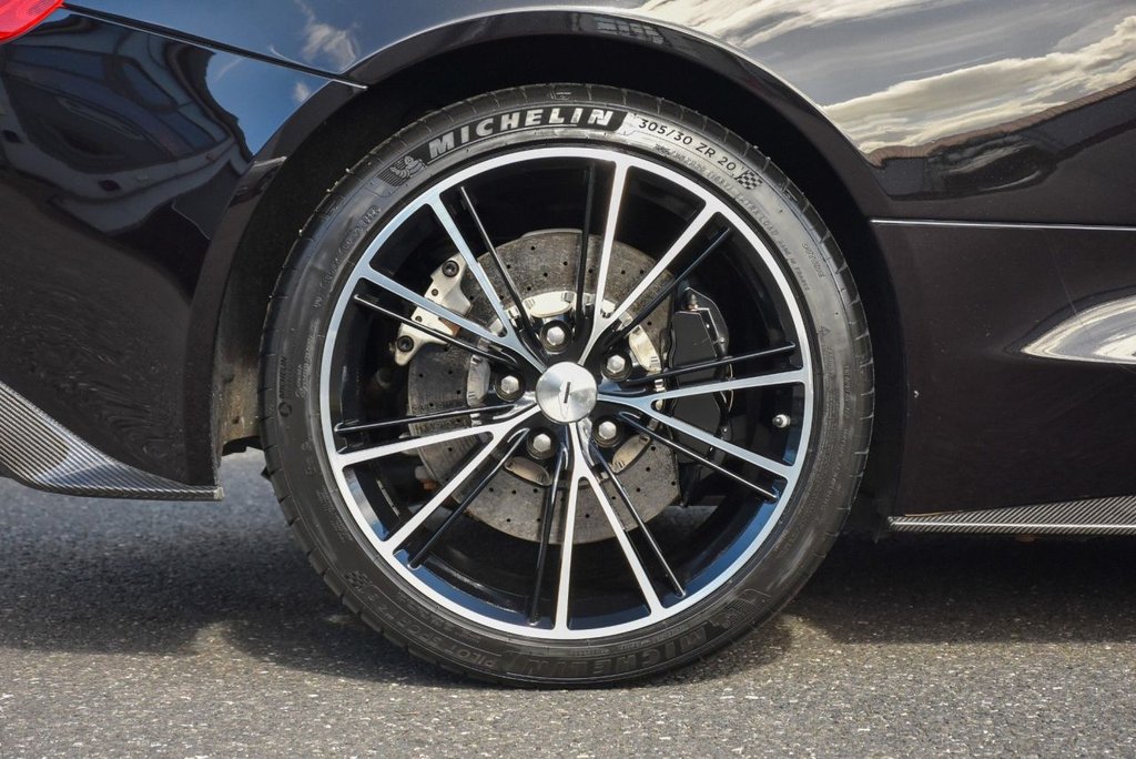 Used Aston Martin Vanquish 2013 for sale - 77971551: Photo 33