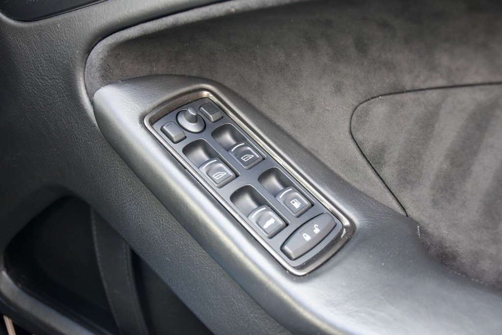 Used Aston Martin Vanquish 2013 for sale - 77971551: Photo 49