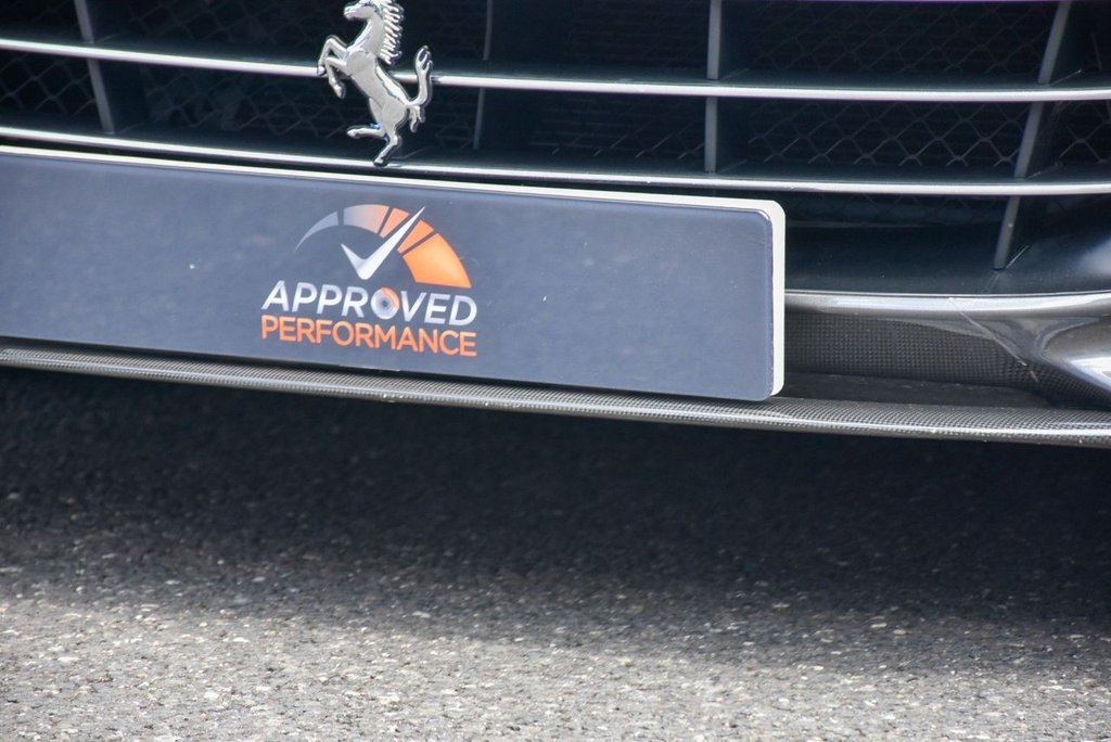 Used Ferrari GTC4Lusso 2017 for sale - 77153647: Photo 15