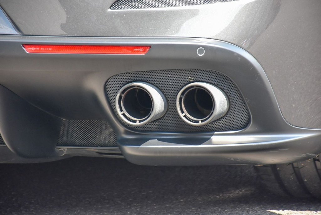 Used Ferrari GTC4Lusso 2017 for sale - 77153647: Photo 17