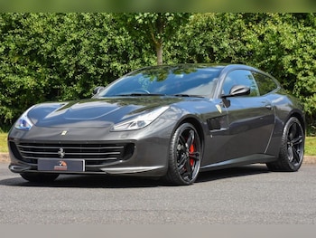 Used Ferrari GTC4Lusso 2017 for sale - 77153647: Photo