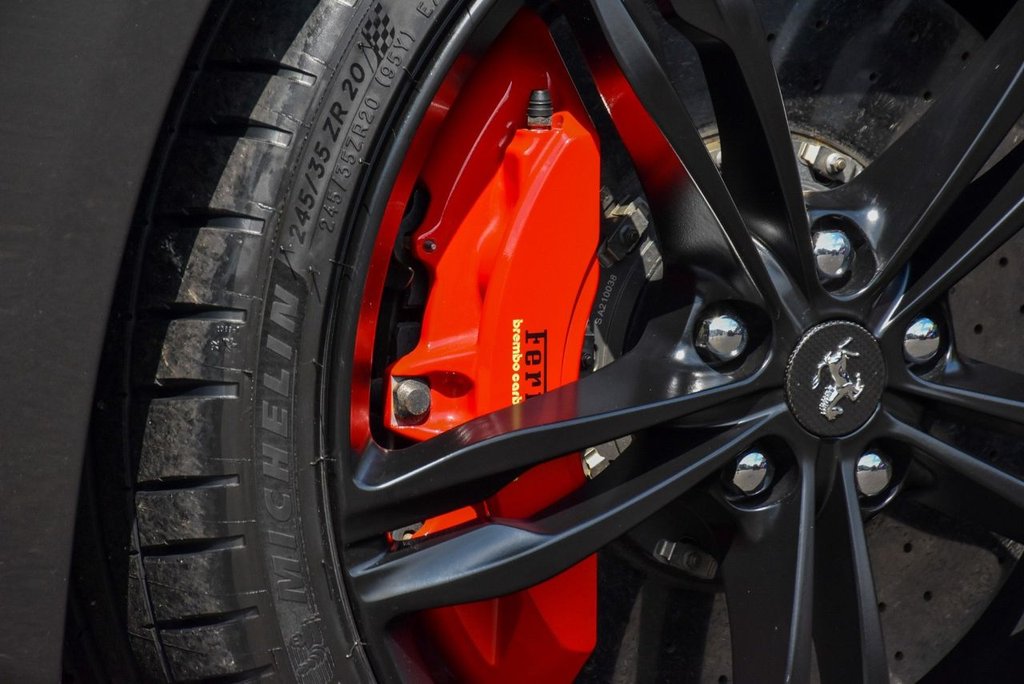 Used Ferrari GTC4Lusso 2017 for sale - 77153647: Photo 29