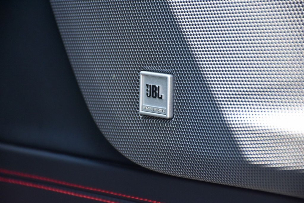 Used Ferrari GTC4Lusso 2017 for sale - 77153647: Photo 38