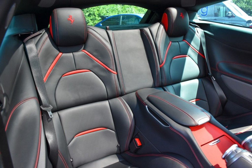 Used Ferrari GTC4Lusso 2017 for sale - 77153647: Photo 46