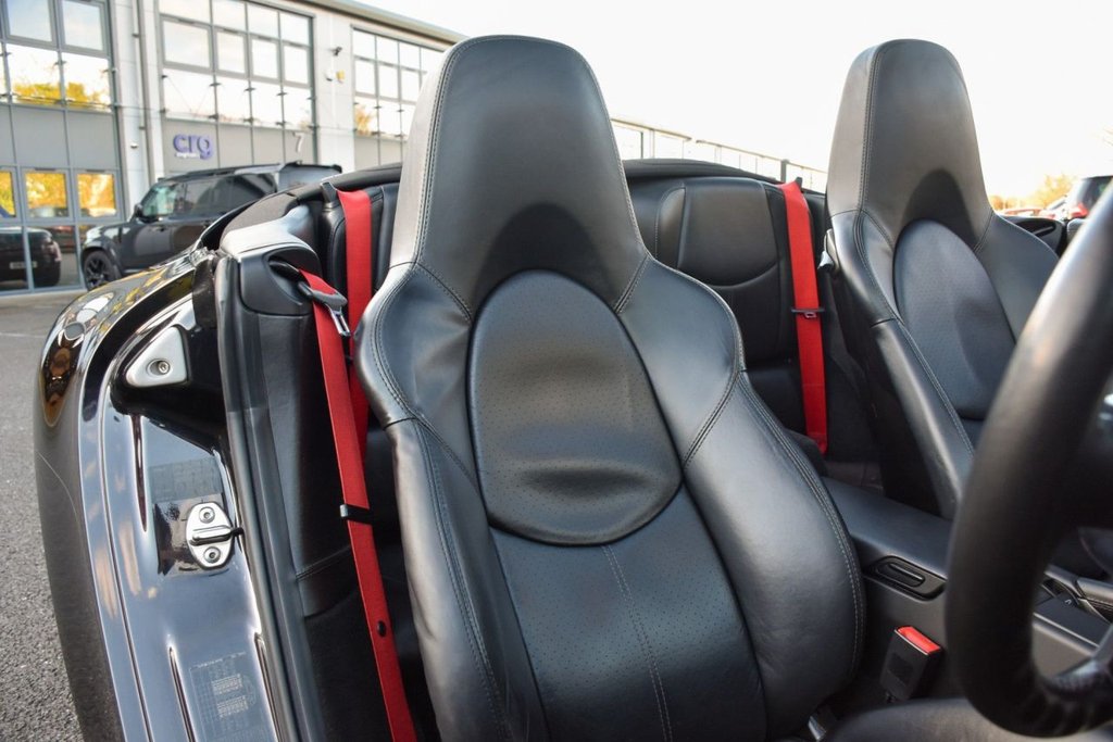 Used Porsche 911 2012 for sale - 76685991: Photo 4