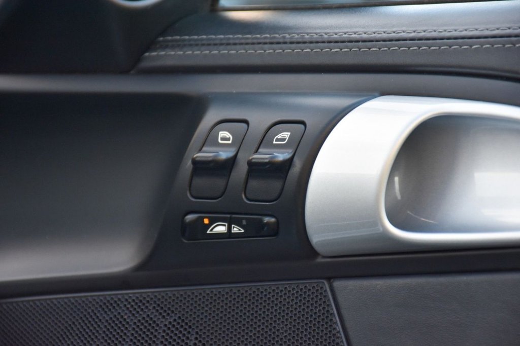 Used Porsche 911 2012 for sale - 76685991: Photo 40